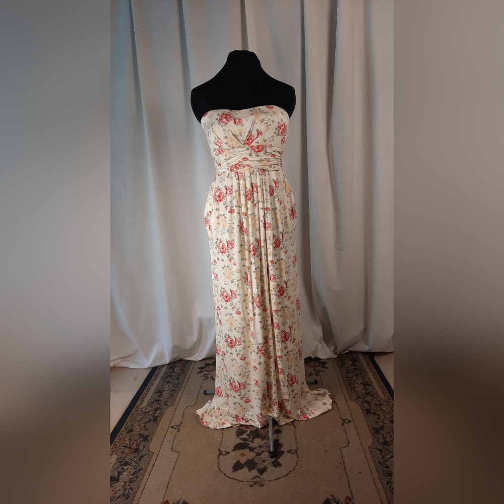 New Soft Strapless Dress
